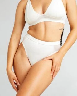 HIGH CUT BRIEF BONE 10 HIGH CUT BRIEF BONE -Fashion Clothing Store 02WIB HCBR BONE 01 1296x 66aa3b29 0ec0 4ea9 96c5 af721ff46435