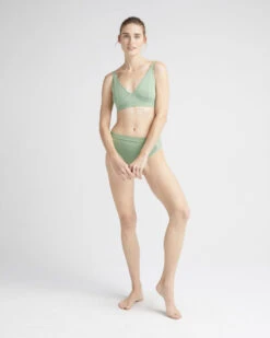 HIGH CUT BRALETTE SAGE 10 HIGH CUT BRALETTE SAGE -Fashion Clothing Store 02WIT HCBR SAGE 02 900x bba04c72 5757 455a bac7 e1a273ee2936