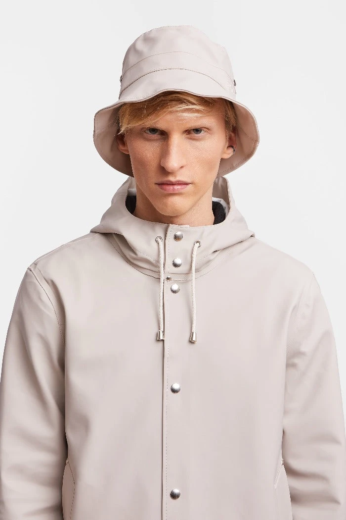 Stutterheim BECKHOLMEN BUCKET HAT LIGHT SAND 5 Stutterheim BECKHOLMEN BUCKET HAT LIGHT SAND - Image 3