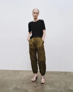 CARGO PANTS 8 CARGO PANTS -Fashion Clothing Store 20220828 DBaum MijeongPark 9529