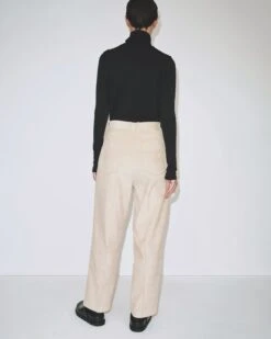 CORDUROY STRAIGHT LEG PANT 14 CORDUROY STRAIGHT LEG PANT -Fashion Clothing Store 20230129 DBaum MijeongPark22651