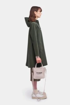 Stutterheim MOSEBACKE RAIN JACKET DARK GREEN MATTE -Fashion Clothing Store 664 e5e916e8c5 mosebacke dark green suede woman hires 2 zoom