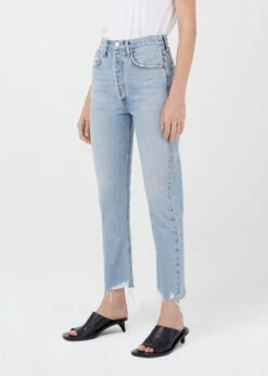 AGOLDE RILEY HI RISE CROP CURIO -Fashion Clothing Store A056F 1206 RILEY CURIO 2627 1071x1500 5e52ab3a 2a86 4313 8b82 d09c185e9931