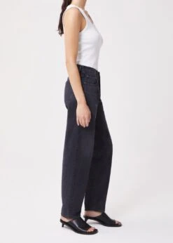 AGOLDE TAPERED BAGGY JEANS SHAMBLES -Fashion Clothing Store A183 1157 TAPERED BAGGY SHAMBLES 180 1071x1500 1f5c03b8 0645 4c69 89d2 4aee70af4f70