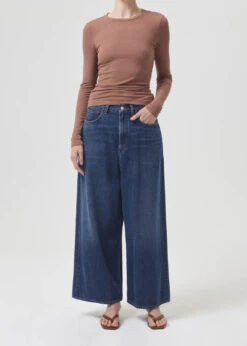 AGOLDE SHONA TEE -Fashion Clothing Store A7203 1416 SHONA TEE MOTH 0564 web 1071x1500 54aa597b d3e5 4255 a264 20a1b7ec6d02