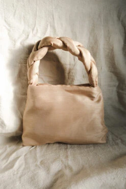 BRAIDY BAG