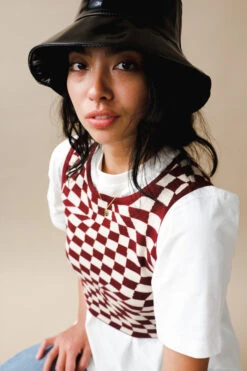 EJ PATENT BUCKET HAT -Fashion Clothing Store DSCF2143 5a0fe064 0393 498d 8fd1 2b8366f485cf