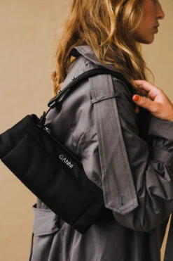 Ganni PILLOW BAGUETTE