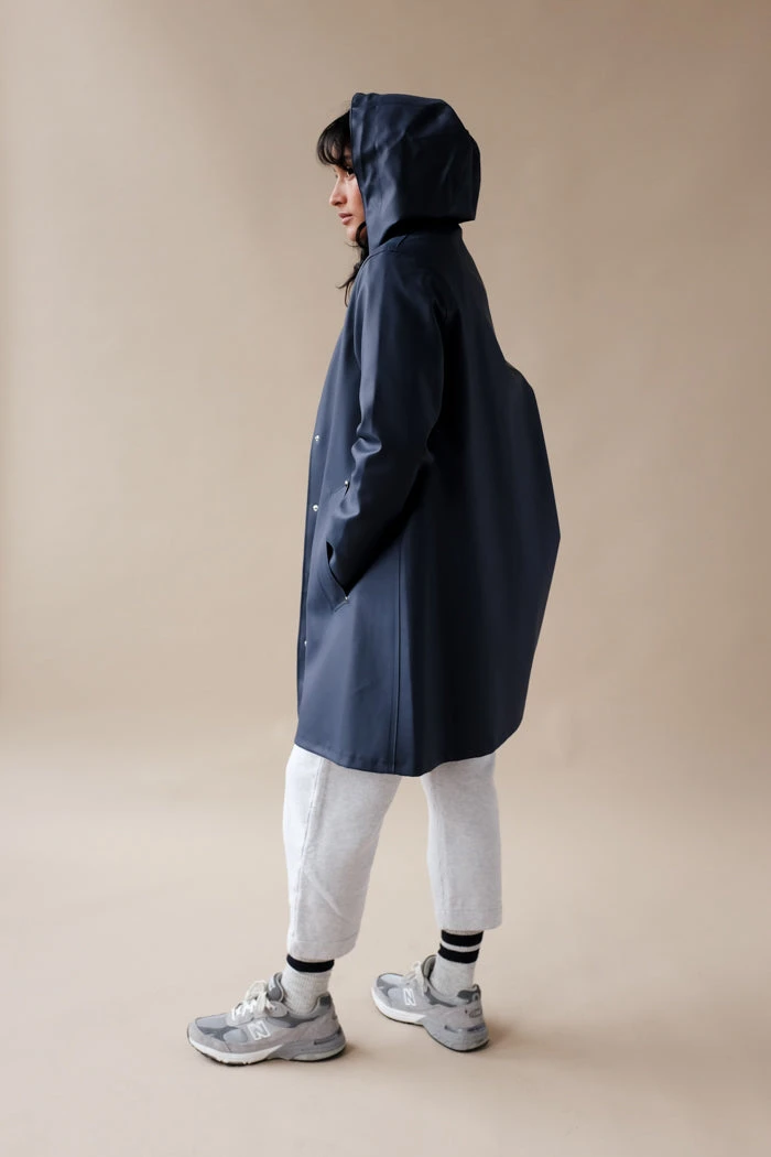 Stutterheim MOSEBACKE RAIN JACKET NAVY 8 Stutterheim MOSEBACKE RAIN JACKET NAVY - Image 6