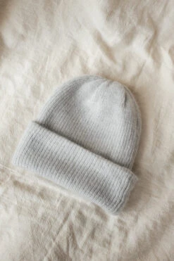 SMITH BEANIE LIGHT GREY