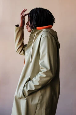 Stutterheim MOSEBACKE RAIN JACKET LONG ALOE 19 Stutterheim MOSEBACKE RAIN JACKET LONG ALOE -Fashion Clothing Store DSCF9911