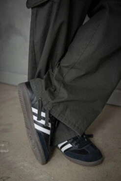 FREIGHT PANT -Fashion Clothing Store EP00003 COL 7 900x 0f18d5f5 4193 4423 aa81 f94d52fcceae