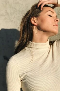 HAMMERED HOOP EARRINGS 15 HAMMERED HOOP EARRINGS -Fashion Clothing Store Hoop earrings silver 1.5 inch hannah naomi pipe and row