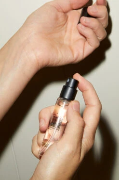 Fashion Clothing Store -Fashion Clothing Store MILK spray travel