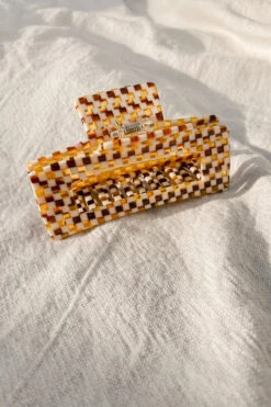 XL CHECKER HAIR CLAW BROWN -Fashion Clothing Store PhotoSep24 51733PM