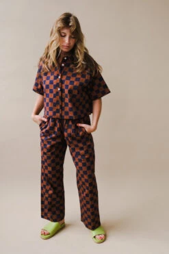 SHORT SLEEVE CHECKERED TOP -Fashion Clothing Store SeemapantcheckeredchocolateDushyant PipeandRow 6e9985ea 8b51 4b5e af2f 87cbbc8c287b