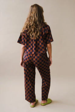 SHORT SLEEVE CHECKERED TOP -Fashion Clothing Store SeemapanttrouserscheckeredchocolateDushyant PipeandRow f68555aa 845b 4cc5 8569 8a54fd929c49