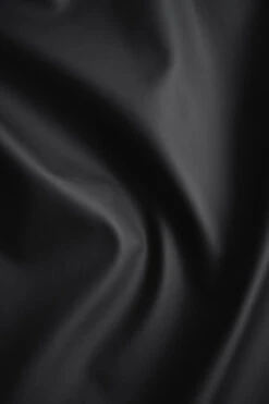 Stutterheim MOSEBACKE RAIN JACKET LONG BLACK 22 Stutterheim MOSEBACKE RAIN JACKET LONG BLACK -Fashion Clothing Store Stutterheim Mosebacke Long Detail Black 3