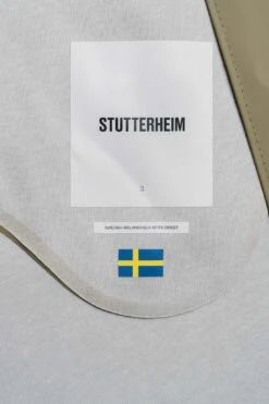 Stutterheim MOSEBACKE RAIN JACKET LONG ALOE 27 Stutterheim MOSEBACKE RAIN JACKET LONG ALOE -Fashion Clothing Store Stutterheim Mosebacke Long Jacket Aloe 5