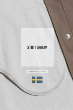 Stutterheim MOSEBACKE RAIN JACKET LONG MOLE -Fashion Clothing Store Stutterheim Mosebacke Long Mole 11 600x900 1