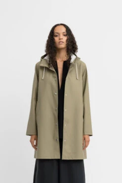 Stutterheim MOSEBACKE RAIN JACKET ALOE -Fashion Clothing Store Stutterheim Mosebacke Woman Aloe 4