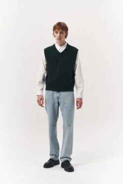 Dunst DIVIDE V-NECK WOOL VEST -Fashion Clothing Store UDSW3C101E2 E2 03.jpg 1673422752326