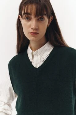 Dunst DIVIDE V-NECK WOOL VEST -Fashion Clothing Store UDSW3C101E2 E2 09.jpg 1673421311047