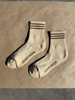 GIRLFRIEND SOCKS DAISY -Fashion Clothing Store daisyvintagebeigegirlfriendsockslebonshoppe pipeandrow