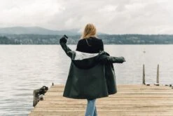 Stutterheim MOSEBACKE RAIN JACKET GREEN 22 Stutterheim MOSEBACKE RAIN JACKET GREEN -Fashion Clothing Store mosebacke back green stutterheim rain jacket Pipe and Row