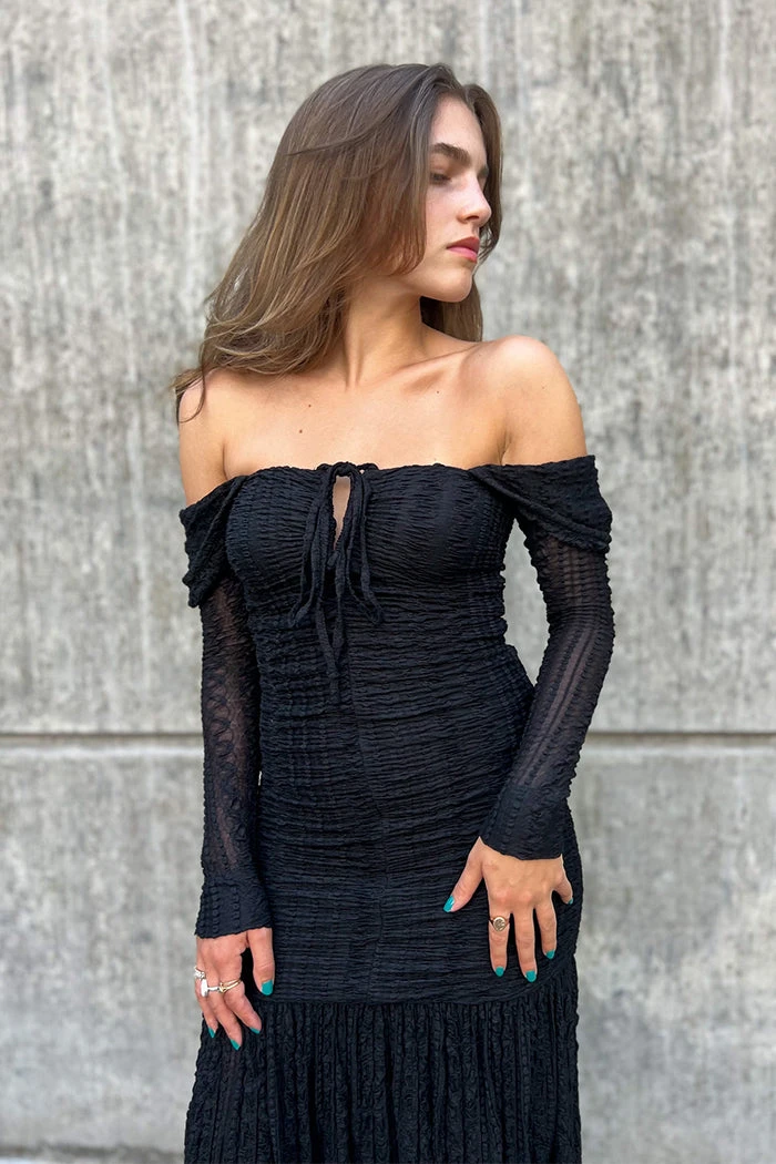 Ganni STRETCH LACE GATHERING MIDI DRESS 7 Ganni STRETCH LACE GATHERING MIDI DRESS - Image 5